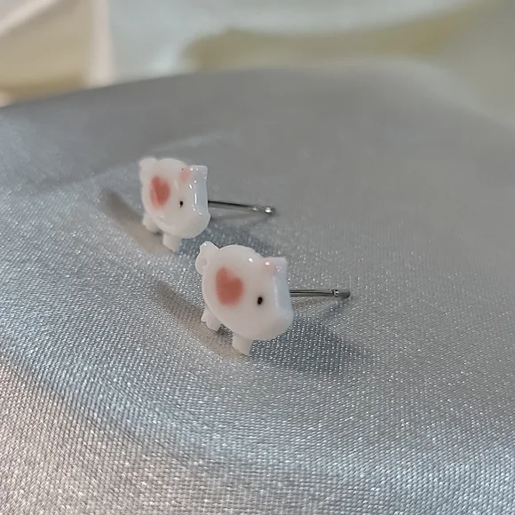 Porcelain Pig Stud Earrings, handmade - Picture 5 of 5